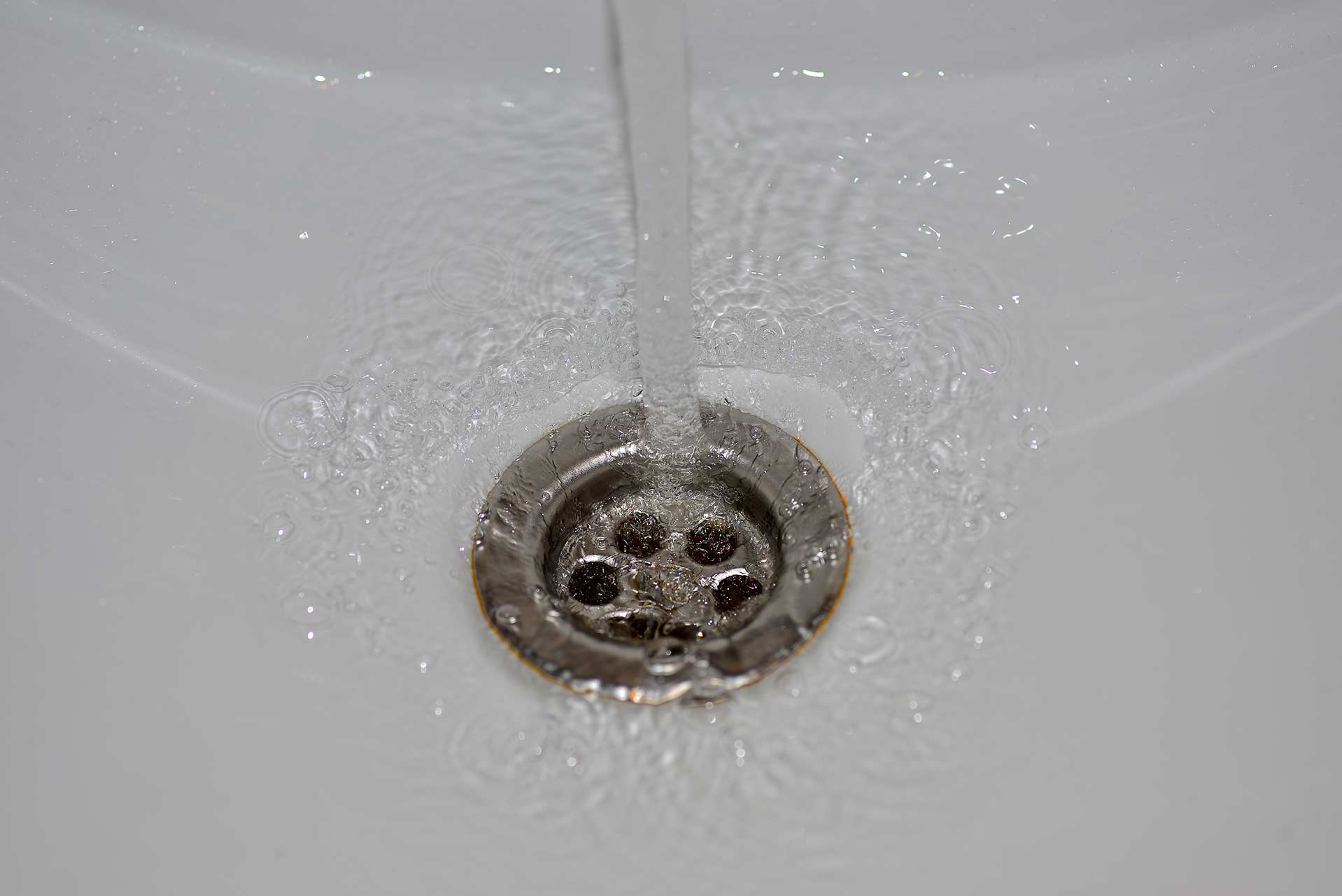 A2B Drains provides services to unblock blocked sinks and drains for properties in Stalybridge.